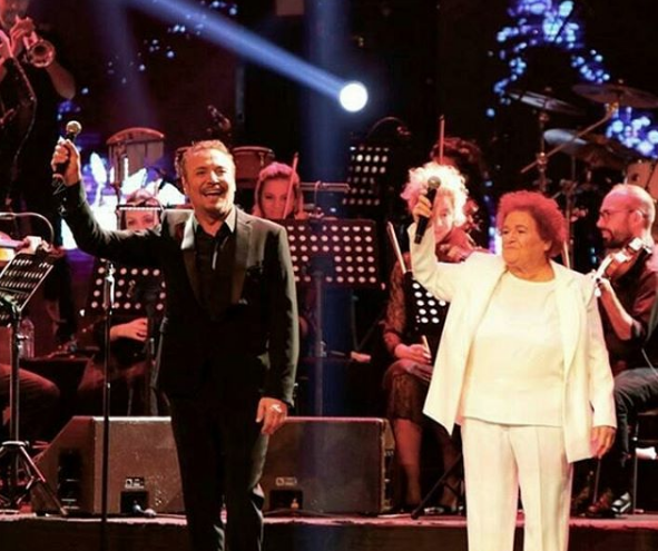 Cenk Eren ve Selda Bağcan'dan muhteşem gece - Resim: 0