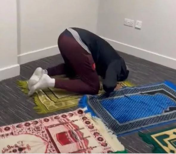 Bir dönem rezalet deniyordu... Anfield Road'daki mescit 'nereden nereye' dedirtiyor - Resim: 0