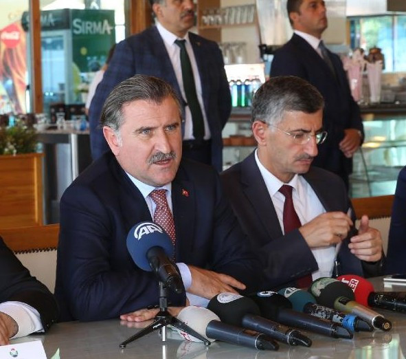 Basın toplantısı sırasında Erdoğan arayınca... - Resim: 1