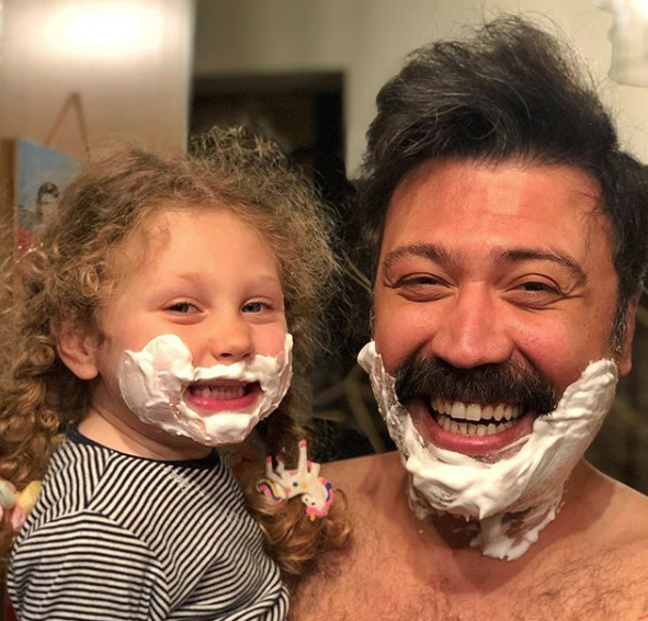 Bülent Emrah Parlak'ı görenler şaşkına döndü yıllar sonra ağlayarak bunu yaptı - Resim: 1