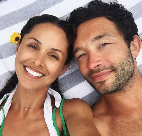 Garsonluk yaparken keşfedildi! Türk kızının peri masalı  - Resim: 2