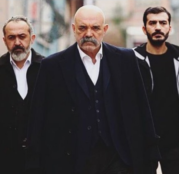 Show TV Çukur'a büyük şok seyirciden tokat gibi yanıt! - Resim: 2