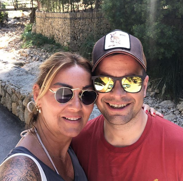 Pınar Altuğ ormanlık alanda farkına vardı! Ağaçların arkasında saklananları ifşa etti - Resim: 1