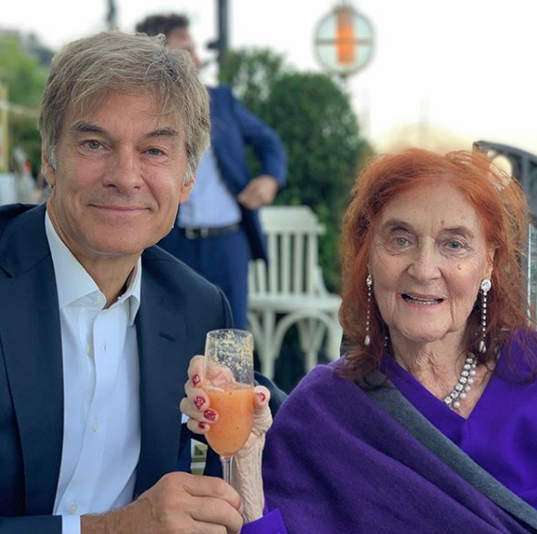 Annesinin hayatı tehlikedeydi! Mehmet Öz davalık olduğu kardeşi hakkında harekete geçti! - Resim: 2