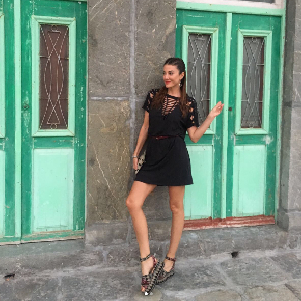 Başak Dizer'in yeni imajı! Sırrını böyle koruyormuş - Resim: 3