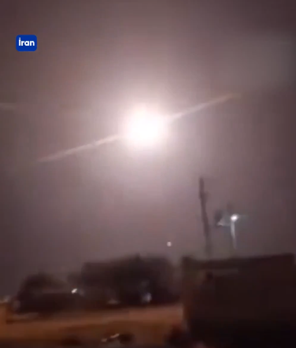 ABD ve İran askerleri arasında çatışma çıktı! Trump: İki F-15E pilotu da kurtarıldı - Resim: 1