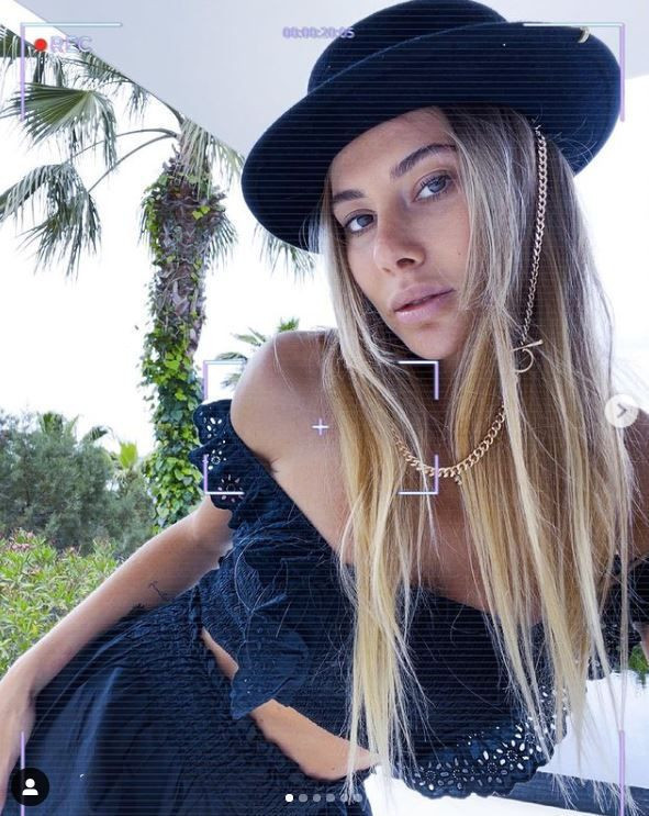 Şeyma Subaşı'nın 'İngilizce Kuran-ı Kerim' paylaşımıyla sosyal medyayı ikiye böldü - Resim: 1