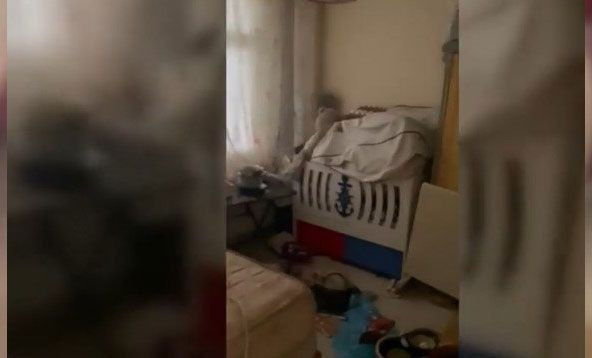 İçler acısı manzara! İstanbul’da 3 kardeş çöp evde çıplak halde bulundu anne ve baba gözaltına alındı - Resim: 3