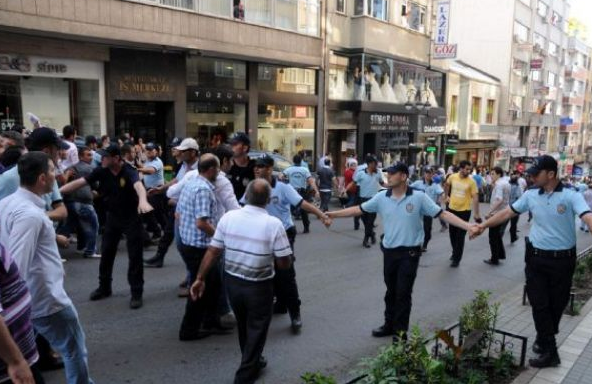 Bakan Şahin'in zor anları - Resim: 1