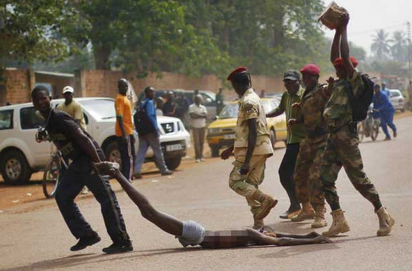 Orta Afrika'da kan donduran işkence - Resim: 3