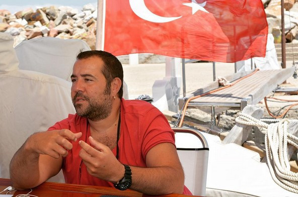 Ata Demirer'i evinden ettiler kapısını çalan... - Resim: 4