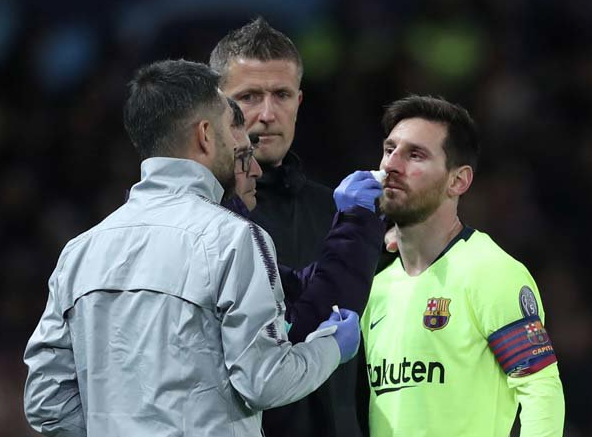 Messi kanlar içinde yerde kaldı yürekler ağza geldi - Resim: 3