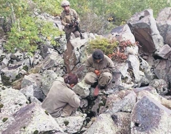 Helin'in hayatını atletizm öğretmeni kararttı! PKK'dan kaçan genç kız tek tek anlattı - Resim: 1