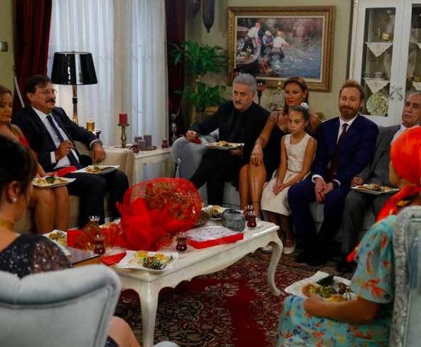 Acun'dan rakip kanala dizi kıyağı! Bir anda zirveye taşıdı - Resim: 3