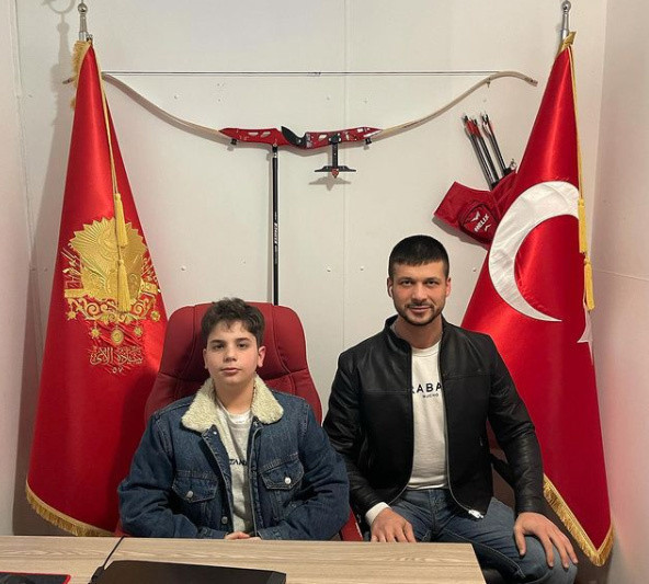 Sedat Peker kızları kimdir? Sedat Peker'in ilk eşinden olan oğlu videoları çekiyor - Resim: 3