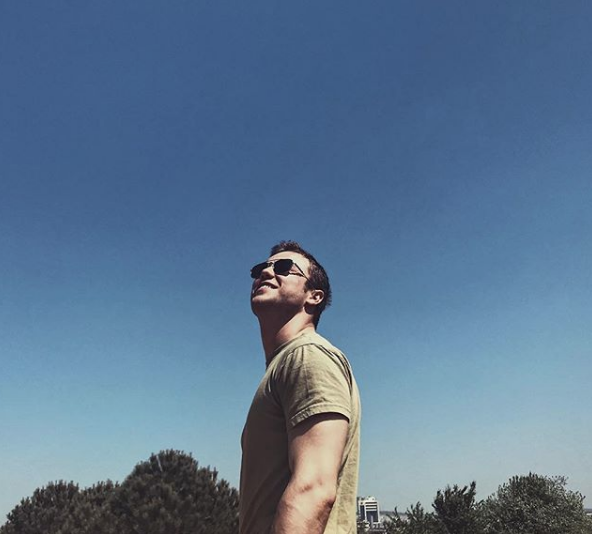 Tolga Sarıtaş basından kaçtı! Trafiği birbirine kattı - Resim: 4