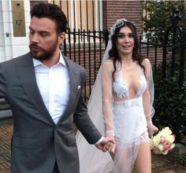 Sinan Akçıl ile Burcu Kıratlı otoparkta dudak dudağa! - Resim: 1