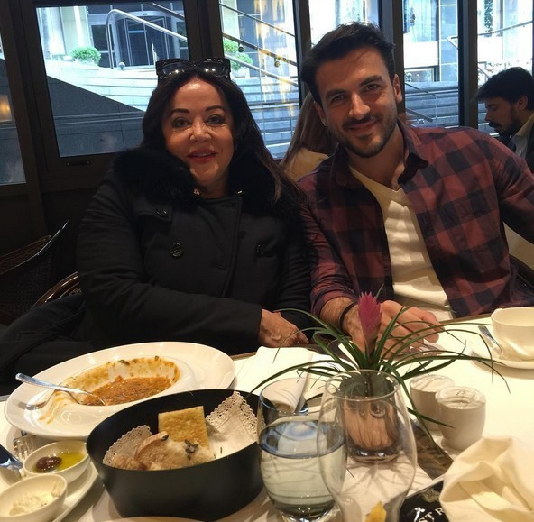 Gurur Aydoğan o dizinin kadrosuna dahil oldu - Resim: 1