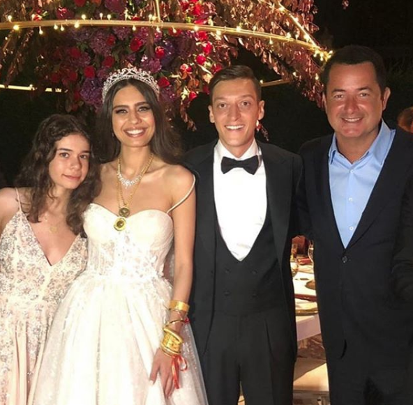 Acun Ilıcalı müjdeledi İngilizler Mesut Özil bombasını patlattı - Resim: 2