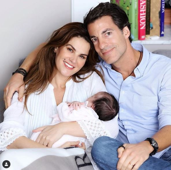 Tülin Şahin kızı Siena Leyla ile Londra Moda Haftası'nda rüzgar estirdi! - Resim: 1