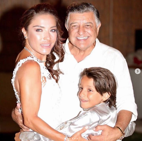 Yılmaz Vural oğlunu atla gezdirdi görenlerin ağzı açık kaldı - Resim: 1