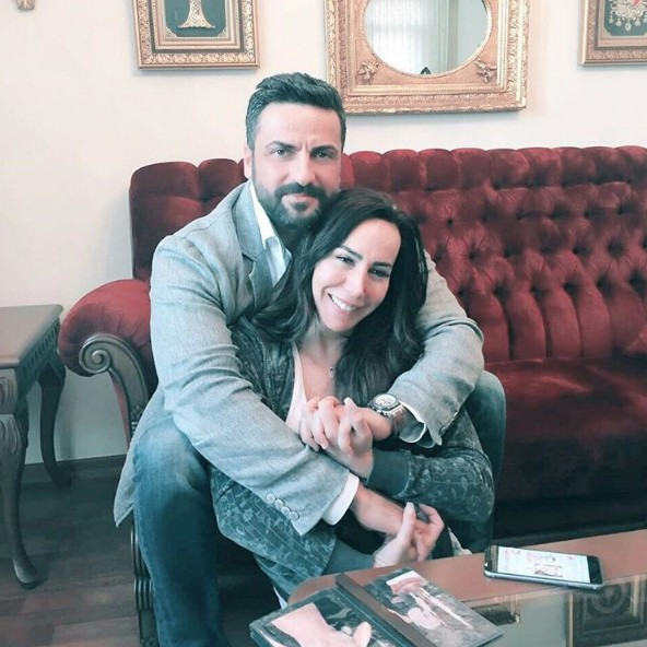 Asena evli olan sevgilisiyle evlenmeye hazırlanıyor - Resim: 2