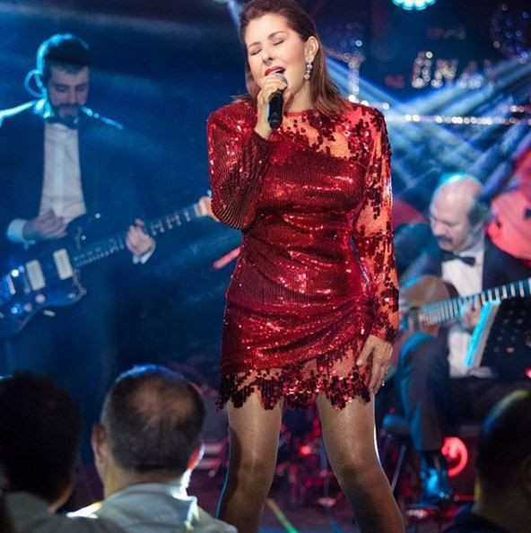 Şarkıcı Nilüfer'in sağlık durumu kötüye gidiyor domuz gribi olmuştu - Resim: 2