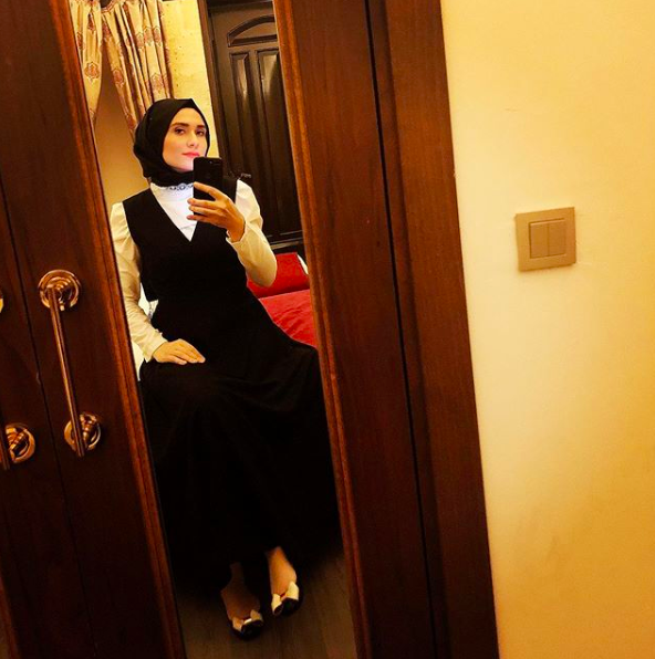 Masterchef Güzide Mertcan kimdir Yasin eşini diline doladı! - Resim: 1