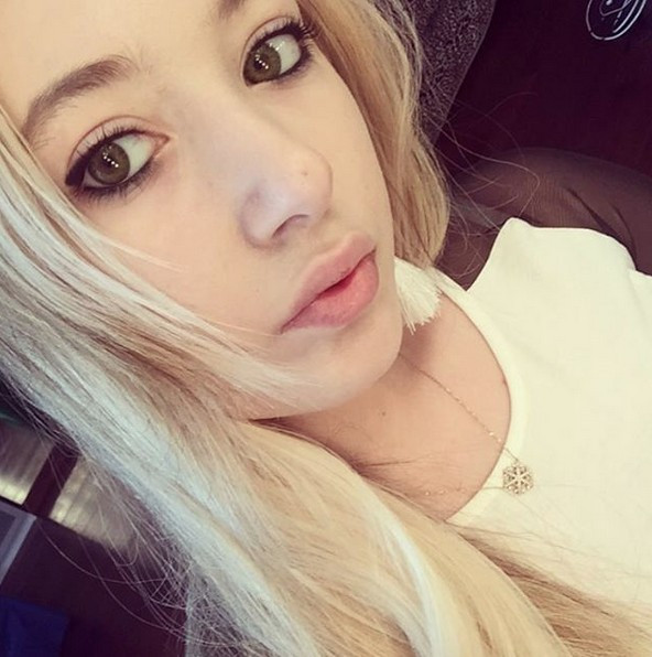 Hülya Avşar'ın gözdesi MALİ'nin kızı ile yakalandı - Resim: 2