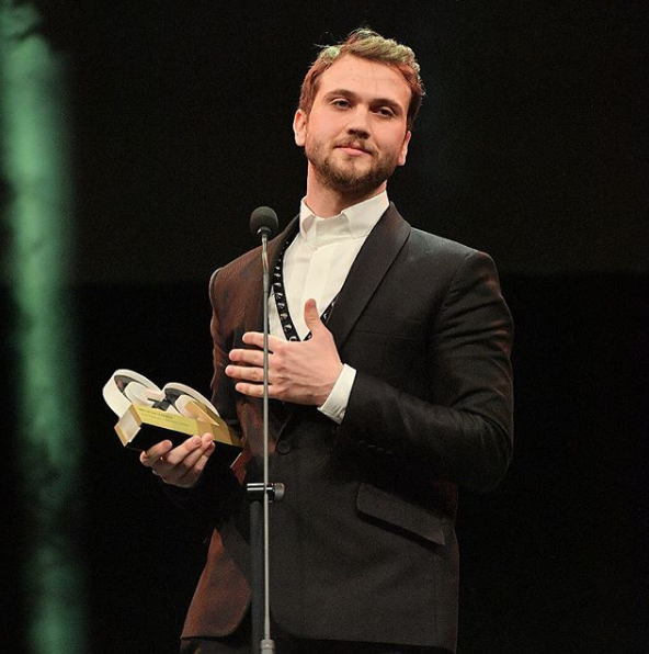 Çukur'un yıldızından yeni proje için yeni imaj! Aras Bulut İynemli dikkatleri üzerine çekti - Resim: 1