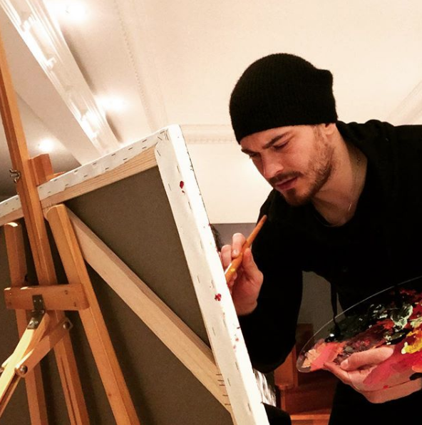 Çağatay Ulusoy'dan kariyerinde bir ilk yeni işi hayranlarını şaşırtacak - Resim: 3