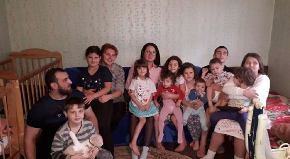 Rusya’da 32 yaşındaki kadın 12’nci kez anne oldu - Resim: 0