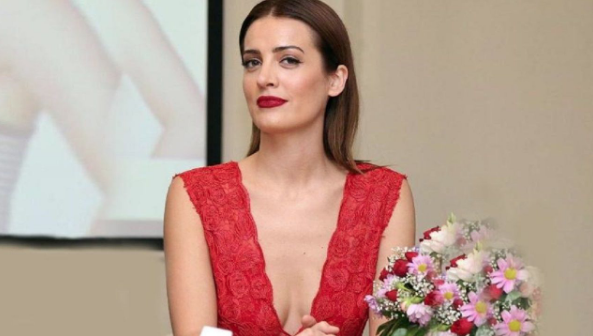 Oyuncu İrem Sak'ın 'Ev ne zaman müsait' sorusuna Haluk Bilginer'den anlamlı yanıt - Resim: 4