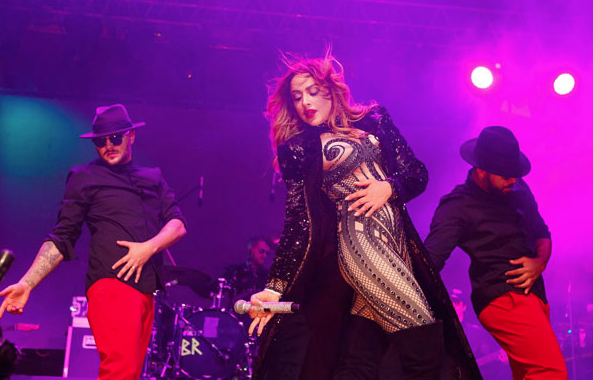 Foyası ortaya çıktı! Hadise görenleri şaşırttı  - Resim: 3