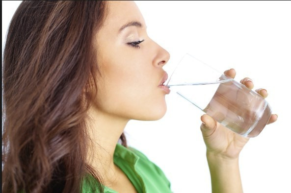 Aç karnına su içmek için 8  sebep! - Resim: 1