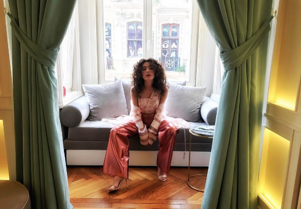 Neslihan Atagül'ün makyajsız halini görenler şoke oluyor bu nasıl değişim - Resim: 3