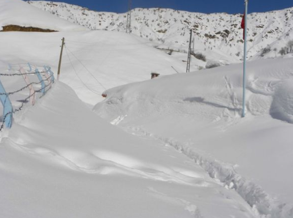 3 metrelik pota kara gömülünce..  - Resim: 4