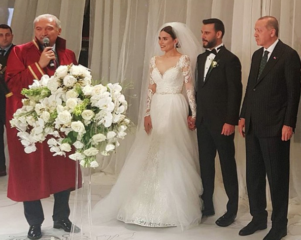 Alişan'ın eşi Buse Varol'dan bomba itiraf! Cumhurbaşkanı 4 çocuk demişti ama... - Resim: 2