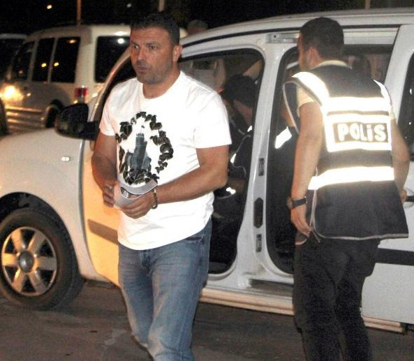 Ağaçtan düşen babası için gelince yakayı ele verdi! - Resim: 3