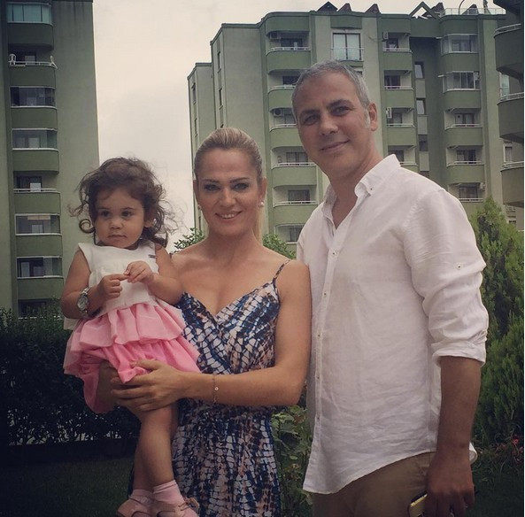 Nagihan Karadere çıplak fotoğraflarını eşi mi sızdırdı? - Resim: 1