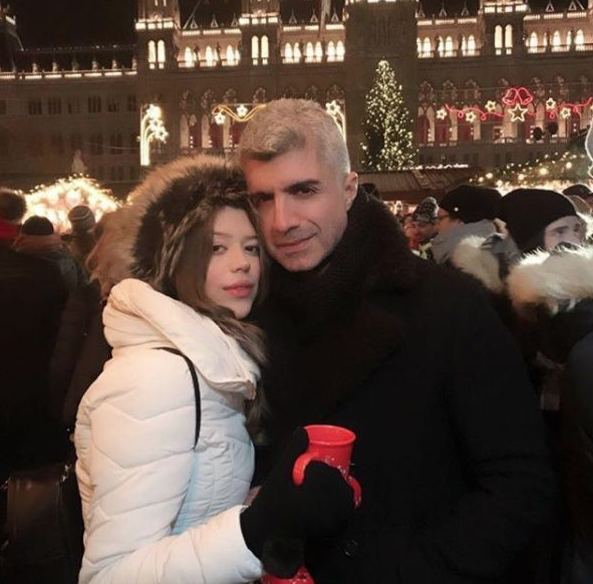 Özcan Deniz'den flaş karar! Feyza Aktan'la boşanmasına rağmen aynı evde yaşıyordu - Resim: 3