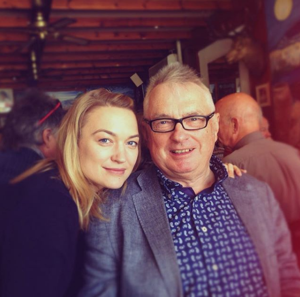 İngiliz aktris duyurdu: Babamı koronavirüs öldürdü - Resim: 1