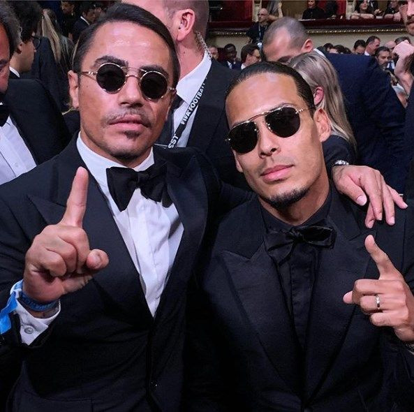 Nusret Gökçe İtalya'da düzenlenen FIFA En İyiler Ödülleri'ne katıldı! Yıldız yağmuruna tutuldu - Resim: 2