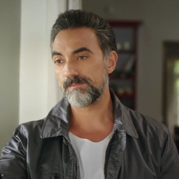 Ufak Tefek Cinayetler'in Edip'i Selim Bayraktar Saddam'ın elinden zor kaçtı! - Resim: 1