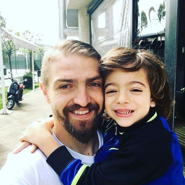 Caner Erkin Asena Atalay arasında kılıçlar çekildi kavga çıktı - Resim: 2