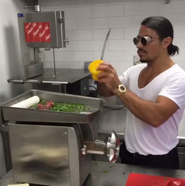 Lüks otomobil fiyatına saat aldı - Resim: 3