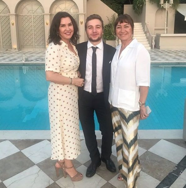 Demet Akbağ'ın gergin anları muhabirlerden koşar adım uzaklaştı - Resim: 1