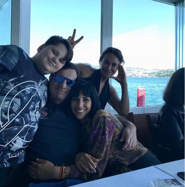 Hülya Avşar Kaya Çilingiroğlu evleniyor mu? Zehra Çilingiroğlu için bir araya geldiler - Resim: 4