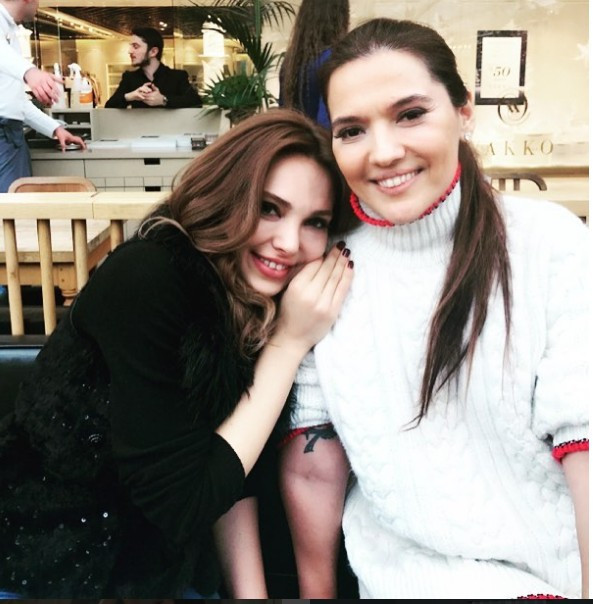 Demet Akalın dehşet anlarını anlattı silahı sık dedim - Resim: 3