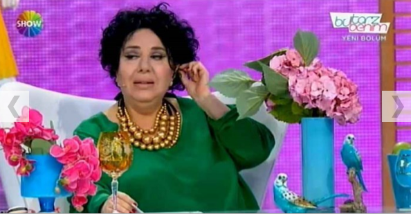 Sosyal medyada yeni çılgınlık: Nur Yerlitaş capsleri - Resim: 1